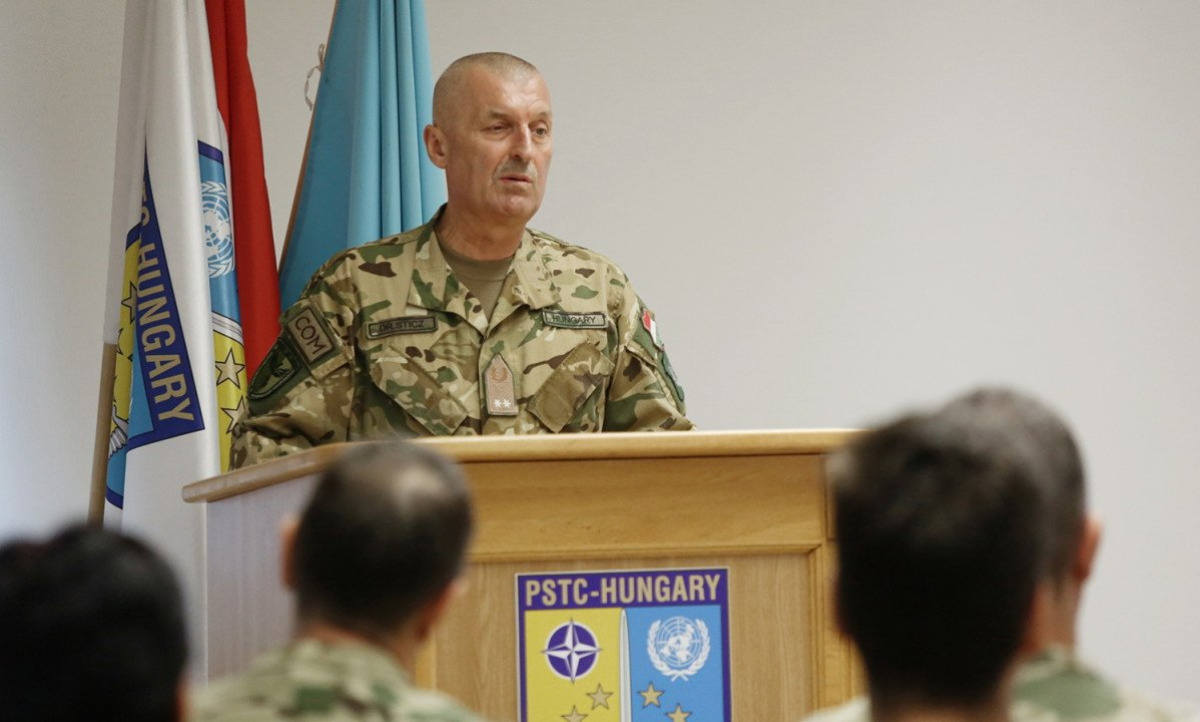 Magyar parancsnok készül a bosznia-hercegovinai misszió élére